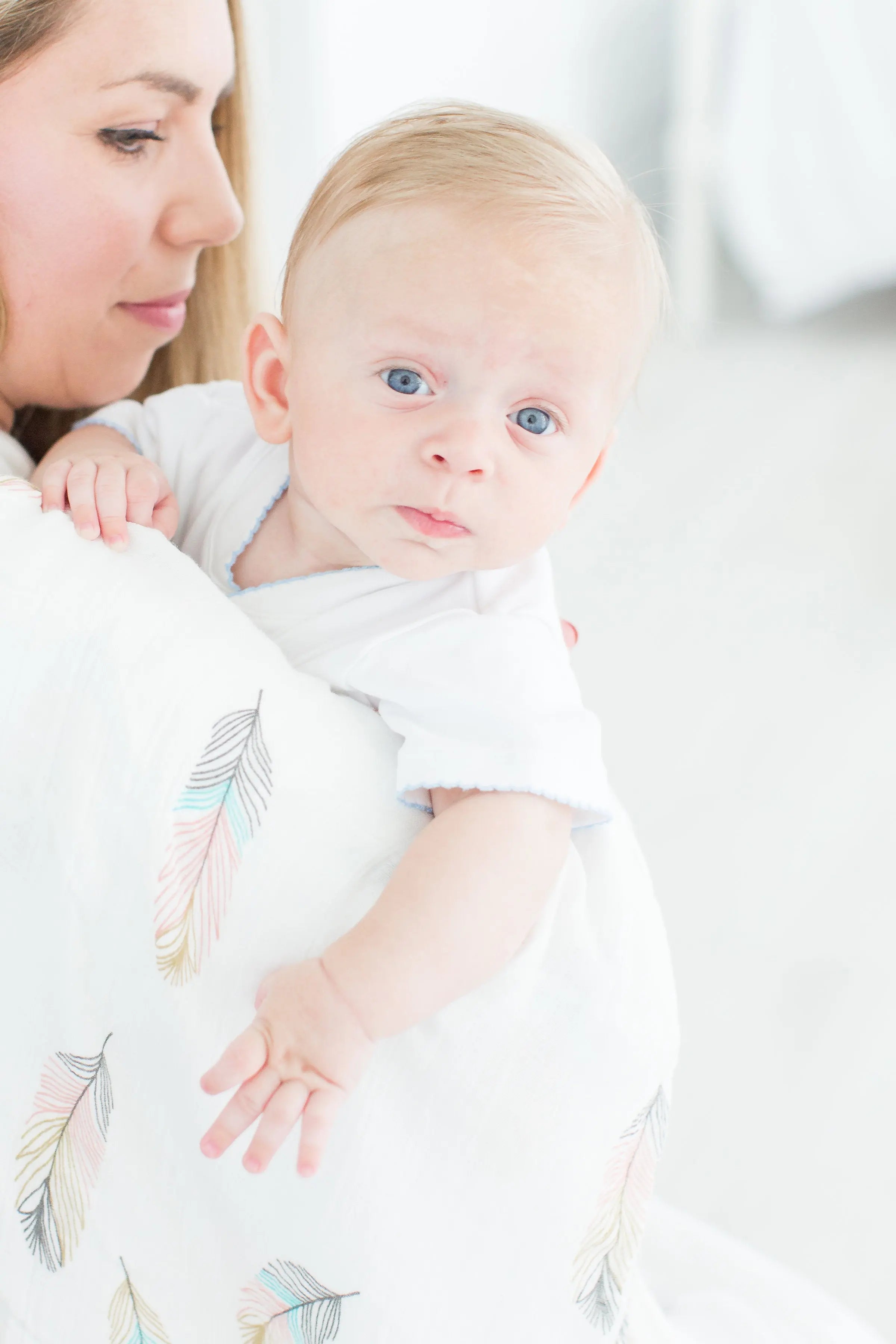 Swaddle Blanket - Bamboo and Cotton - Feather