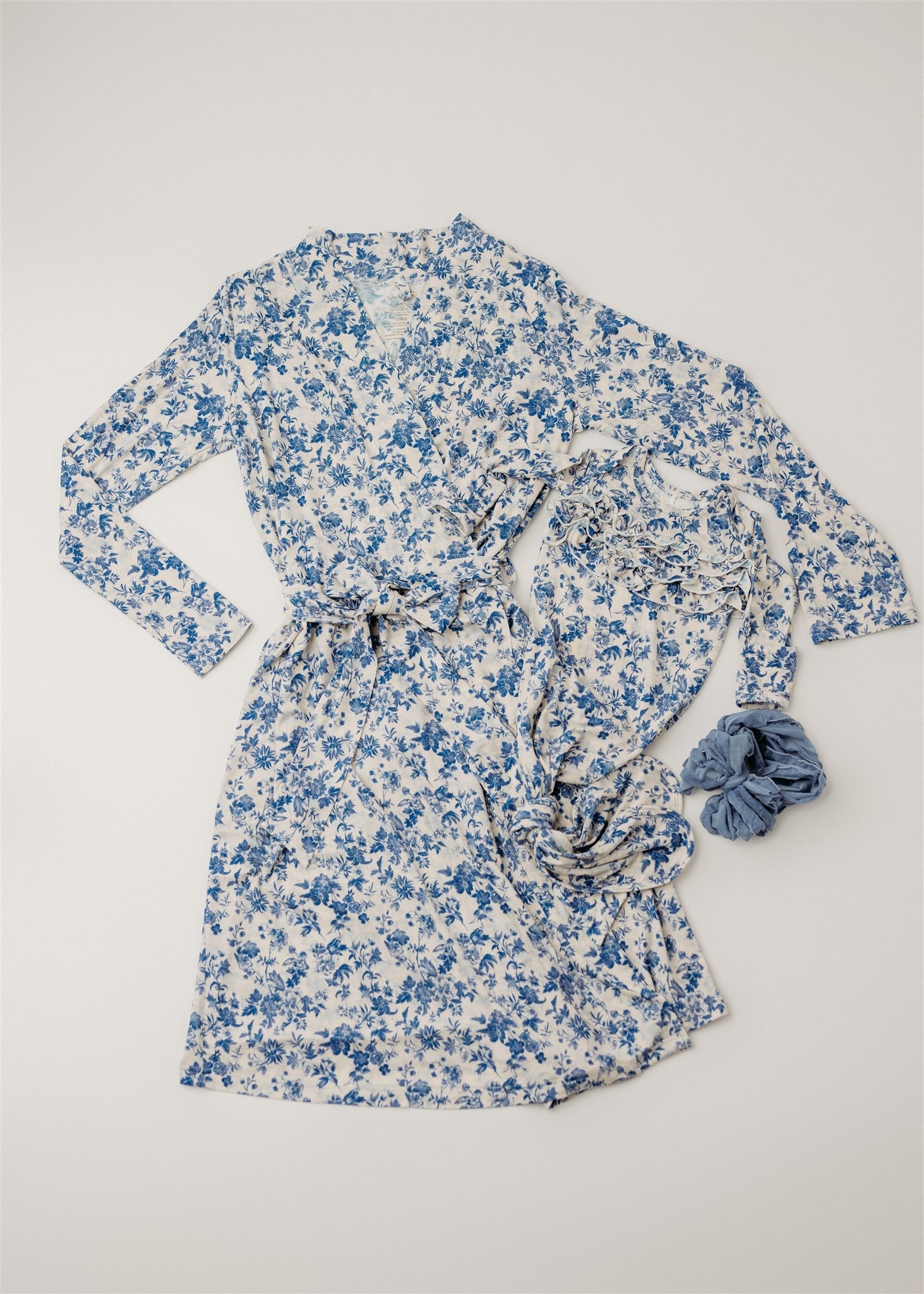 Blue Bell Bliss | Mommy Robe