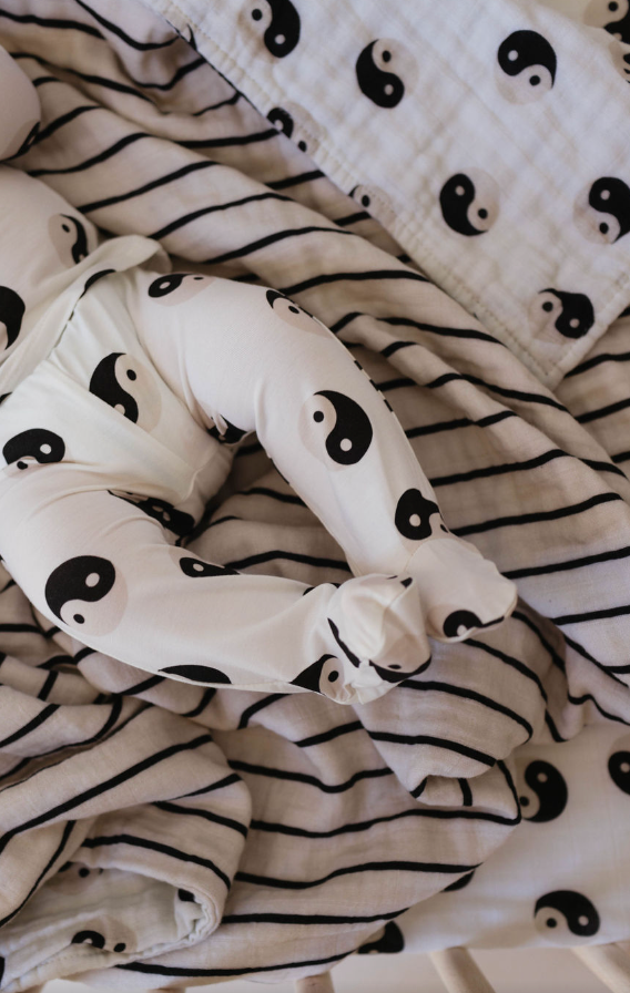 Muslin Quilt | Yin Yang / Stripe