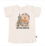 graphic tee | aint goin down