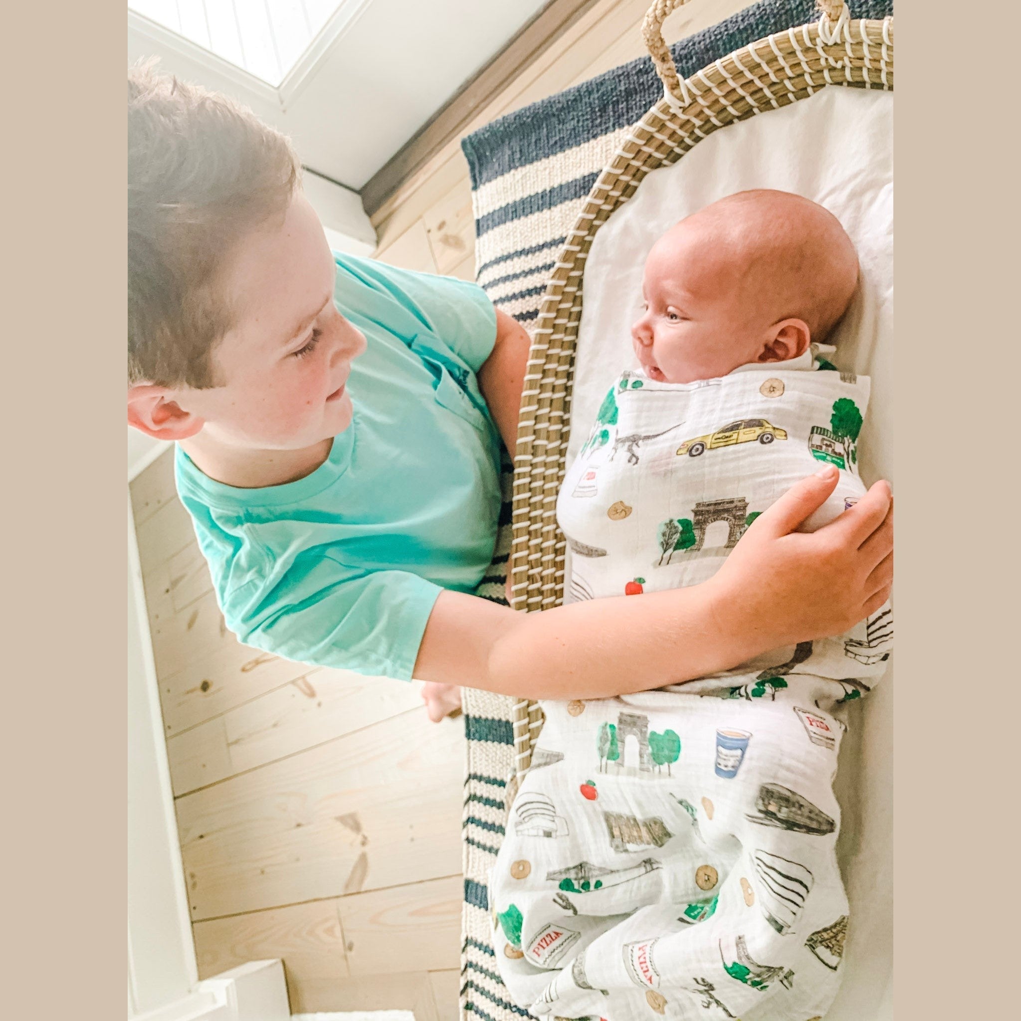 New York City Baby Gift Set: Muslin Swaddle & Bib | Organic Cotton