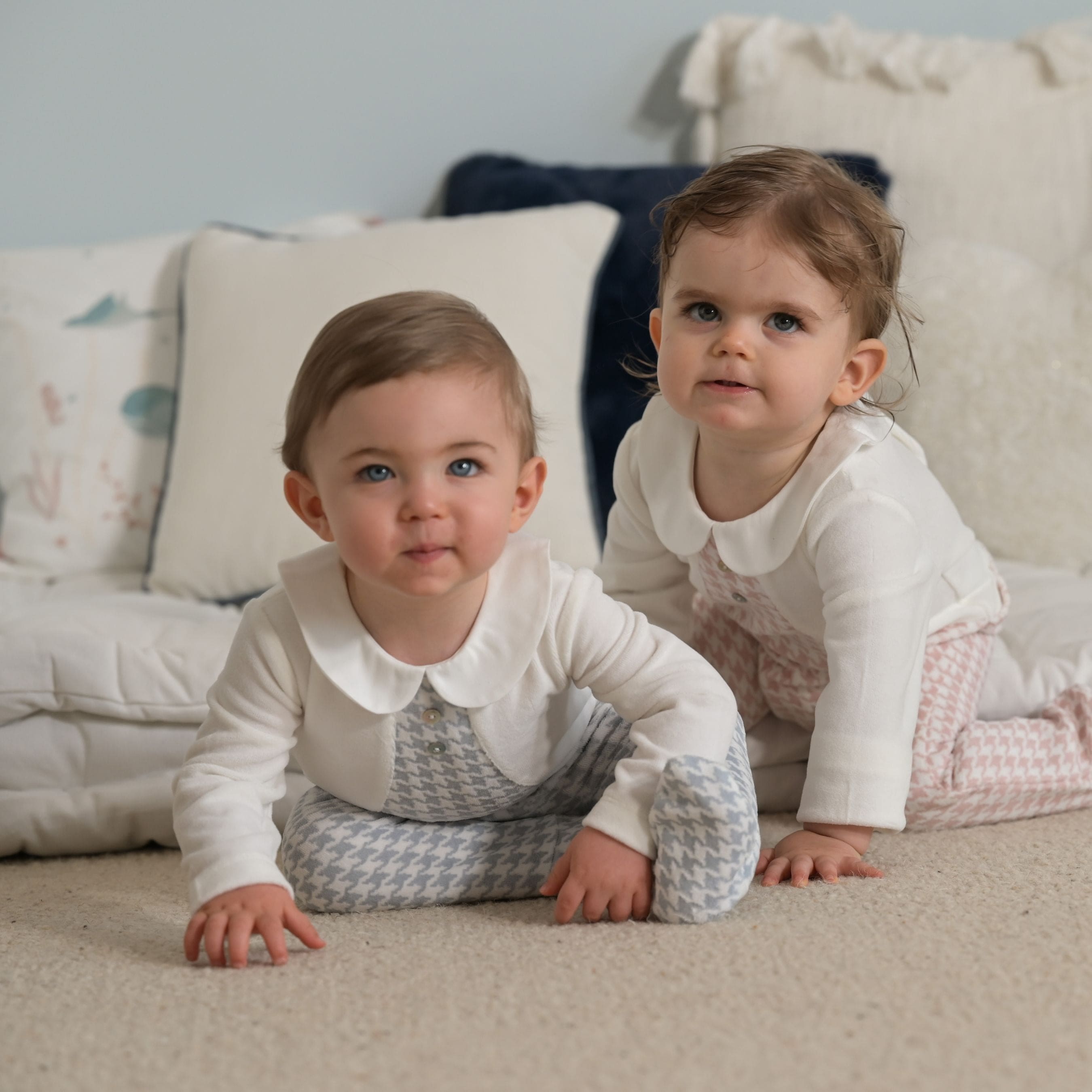 ELEONOR | Ivory & Blue Houndstooth Velour All-in-One
