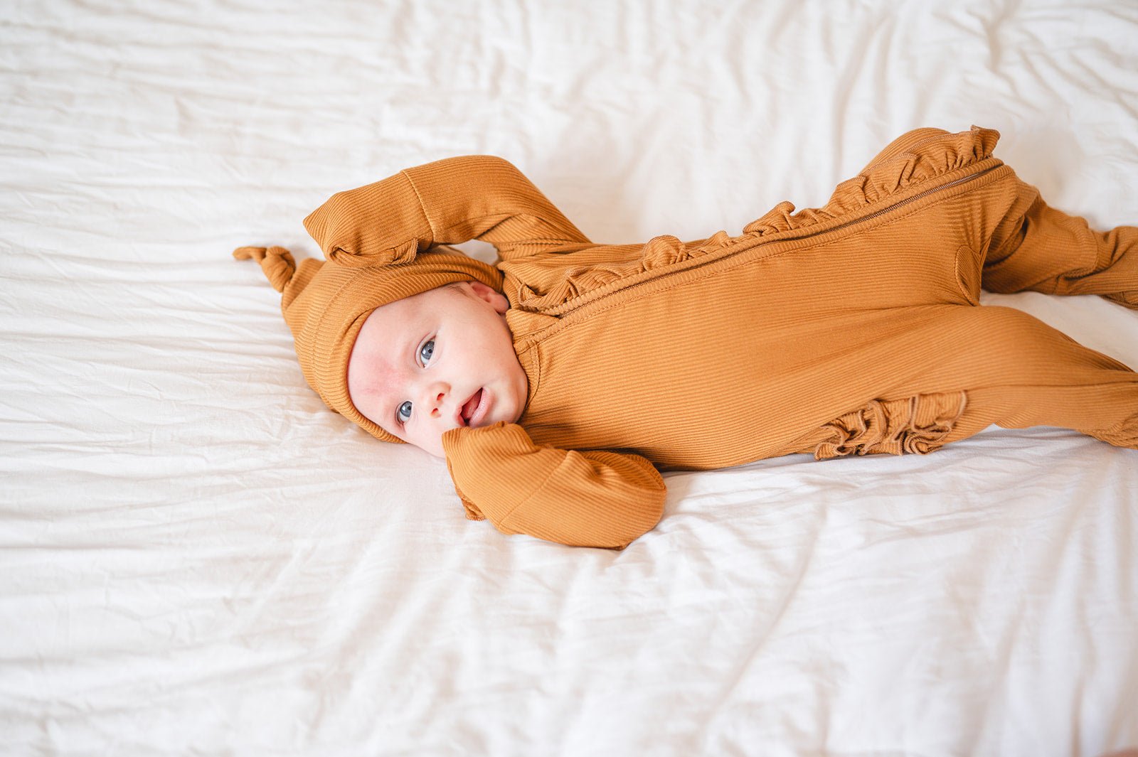 Caramel Ribbed Bamboo Baby Knot Hat