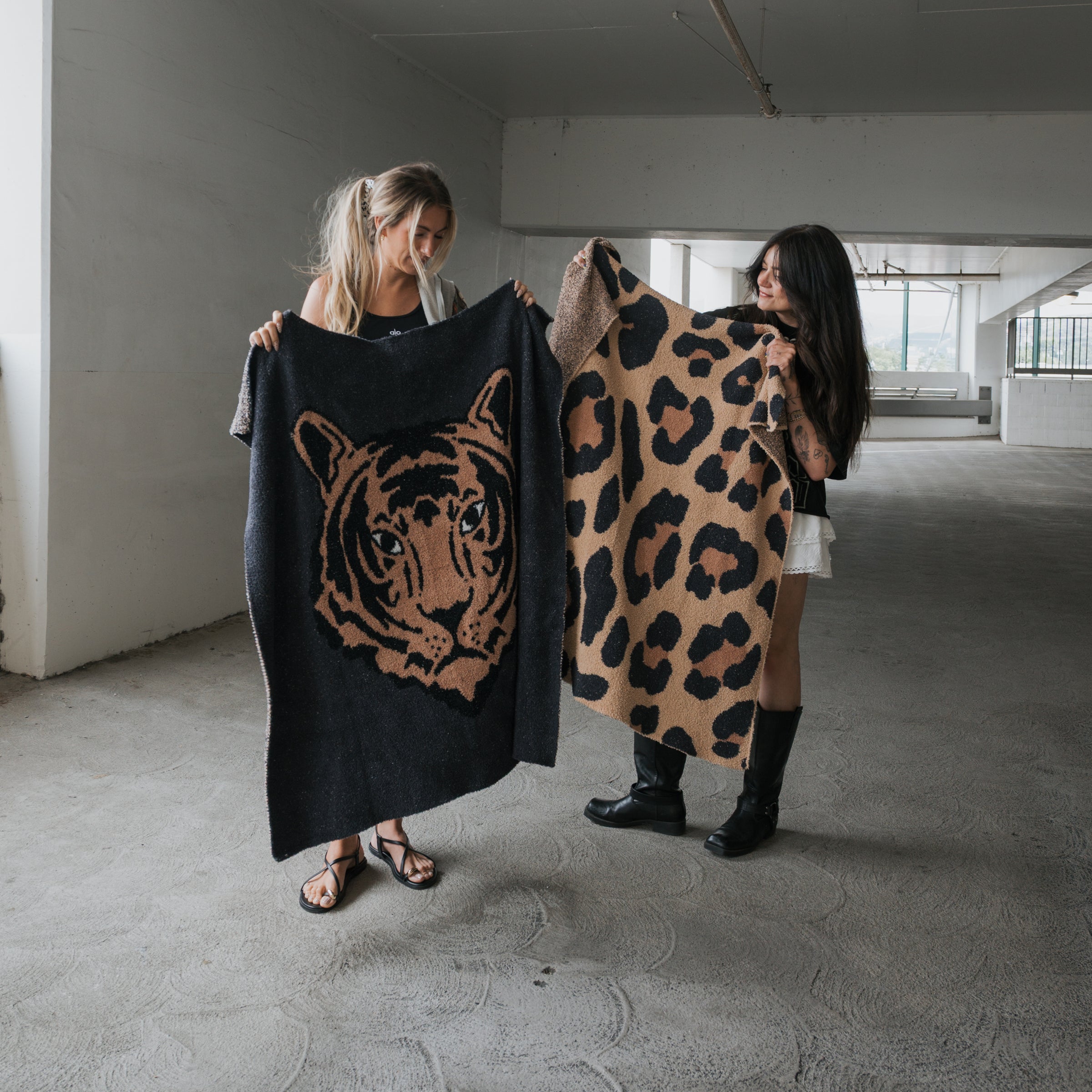 Plush Blanket | Tiger