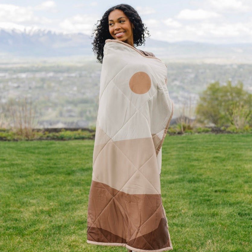 OUTDOOR BLANKET