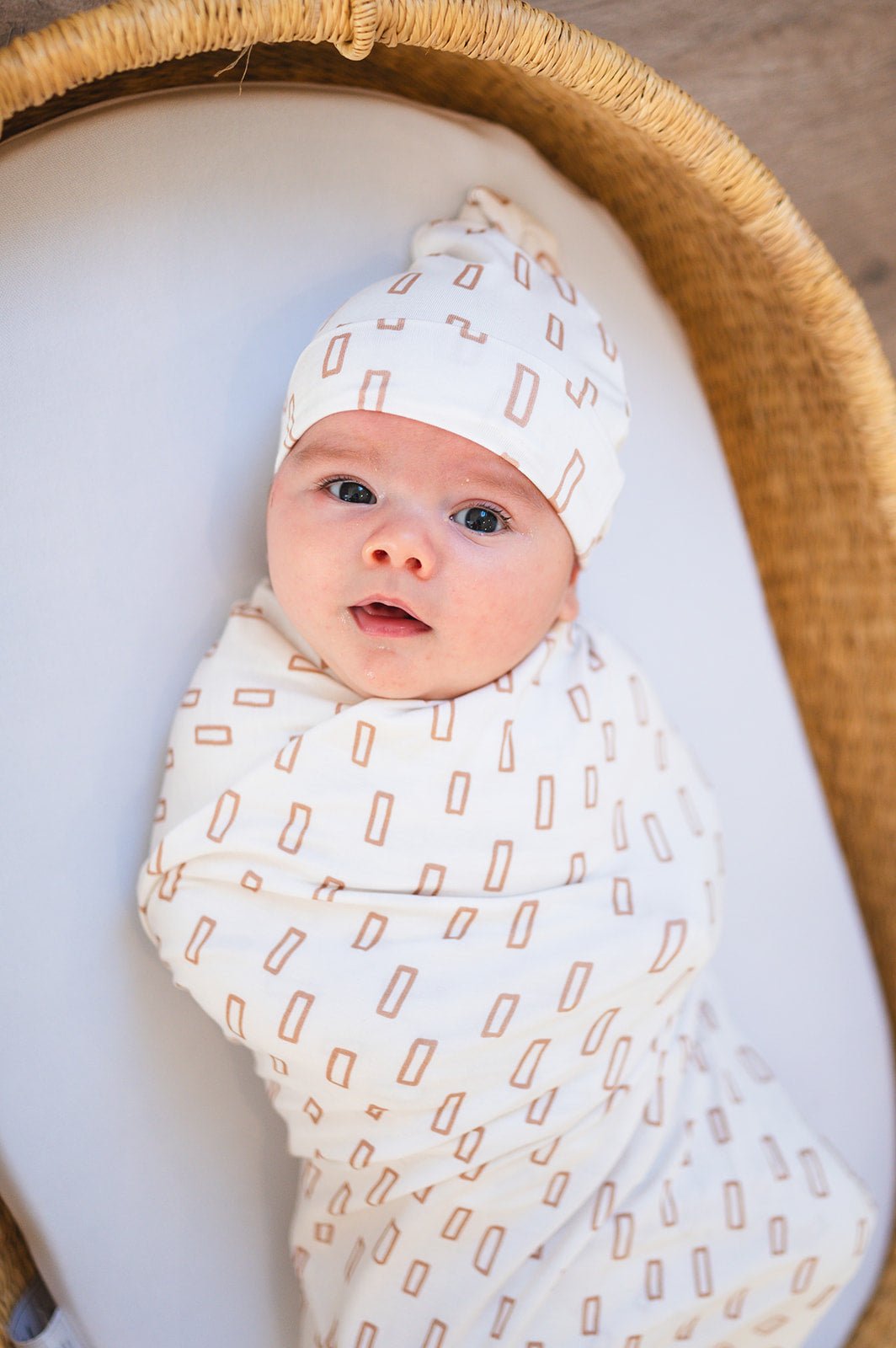 Neutral Rectangle Bamboo Baby Swaddle Blanket – Soft Stretch Newborn Swaddle