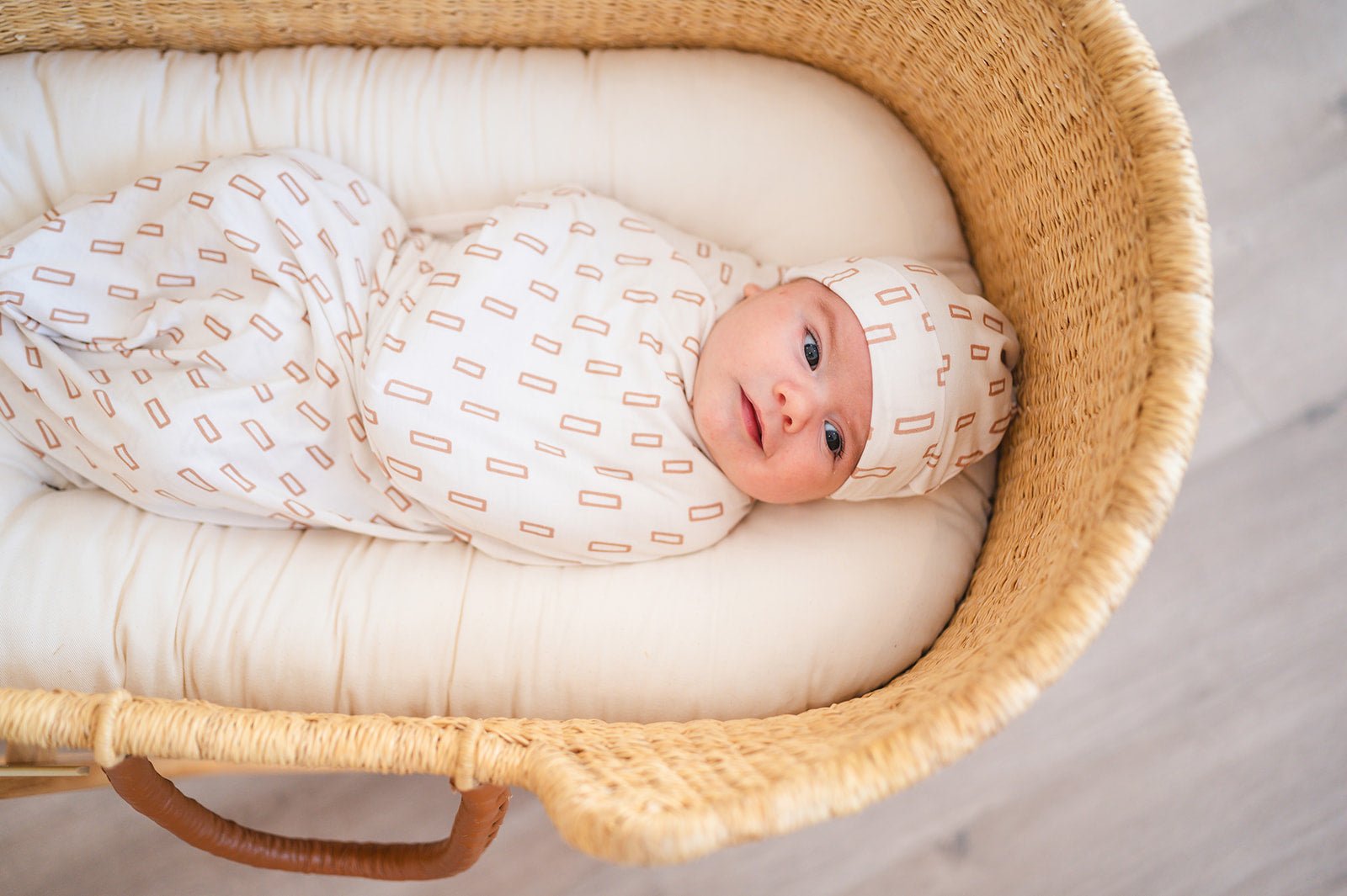 Neutral Rectangle Bamboo Baby Swaddle Blanket – Soft Stretch Newborn Swaddle